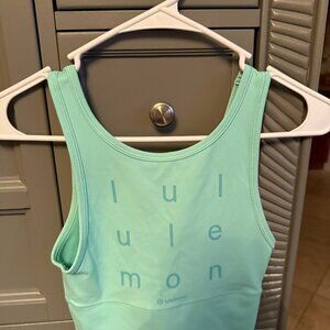 4 women's tops from Lululemon in size 2, gently used